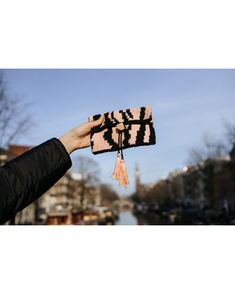 Beskrivning Handväska