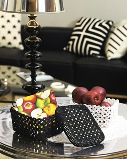 Beskrivning Virkad ask med lock