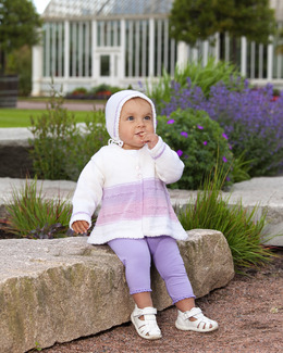 Beskrivning Babykofta och hätta