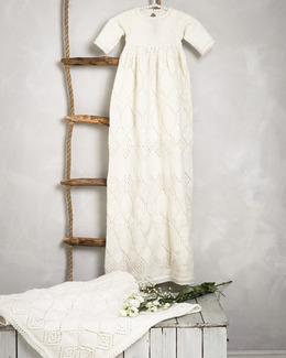 Beskrivning Dopklänning, mössa och sockor