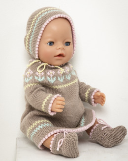 Beskrivning Dockkläder, Klänning, mössa och sockor