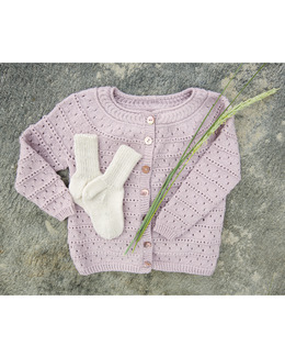 Beskrivning Kofta och sockor