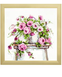 Broderikit Tavla Rosa rosor