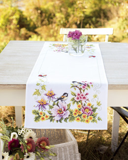 Broderikit Löpare Vårkänslor