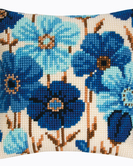 Broderipakke Pute Blå blomster Strikking, pynt, garn og strikkeoppskrifter
