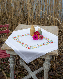 Broderikit Duk Sommarblomster