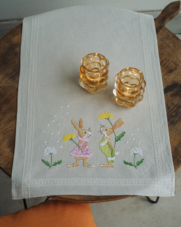 Broderikit Påskvänner