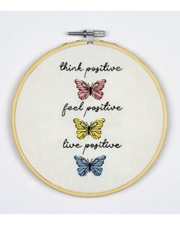 Broderikit Tavla Posetiv