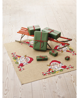 Broderikit Julgransmatta Tomten