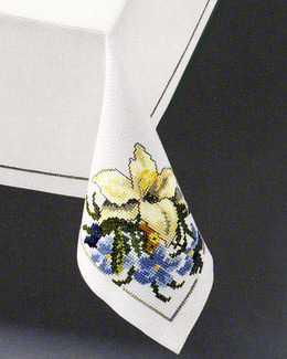 Broderikit Middagsduk Liljor