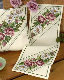 Broderikit Löpare Rosor och liljor