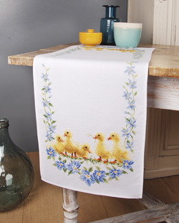 Broderikit Löpare Små kycklingar