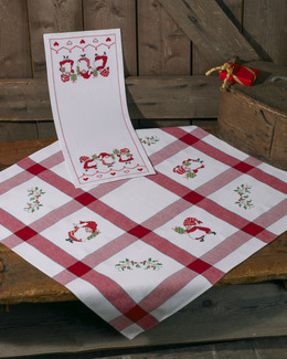 Broderikit Duk Nissarnas julklappar