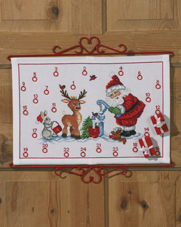 Broderikit Kalender Hjälpreda