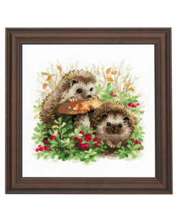 Broderikit Tavla Igelkottar i lingonbuskarna