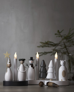 Adventsljusstake Christmas Joy snögubbe och gran