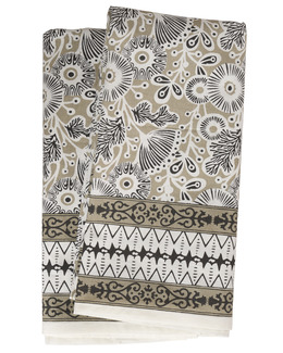 Bordsduk mönstrad Sunilla 140x250 cm