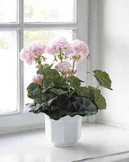 Kunstplante Pelargonia Strikking, pynt, garn og strikkeoppskrifter