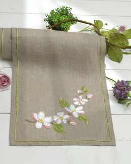 Broderikit Löpare Äppleblom